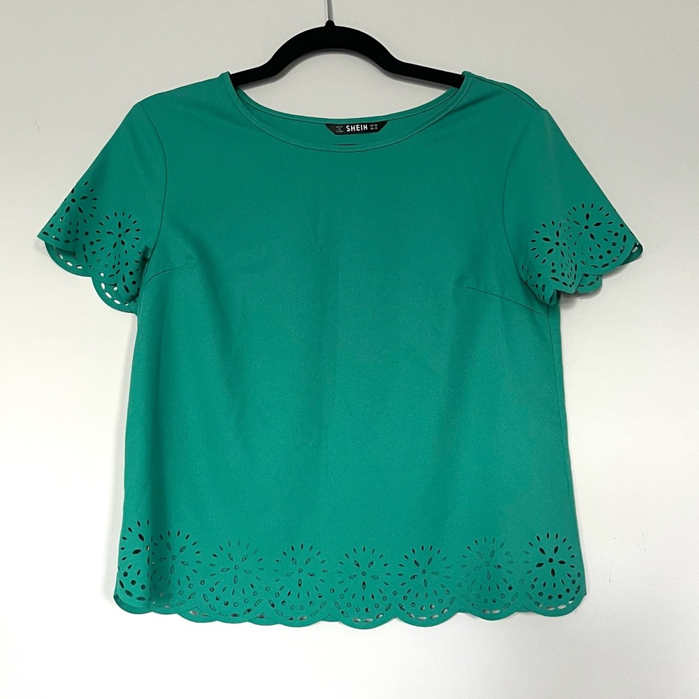 SHEIN Teal/Green Eyelet Scallop Hem Short Sleeve Blouse Top Size XS Loose Fit